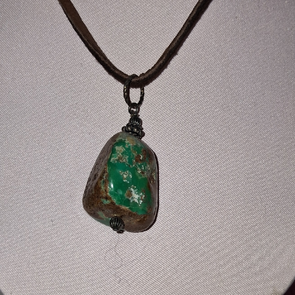Green Turquoise Stone Pendant Necklace